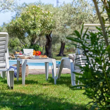 Grazia 2* Αλγκέρο